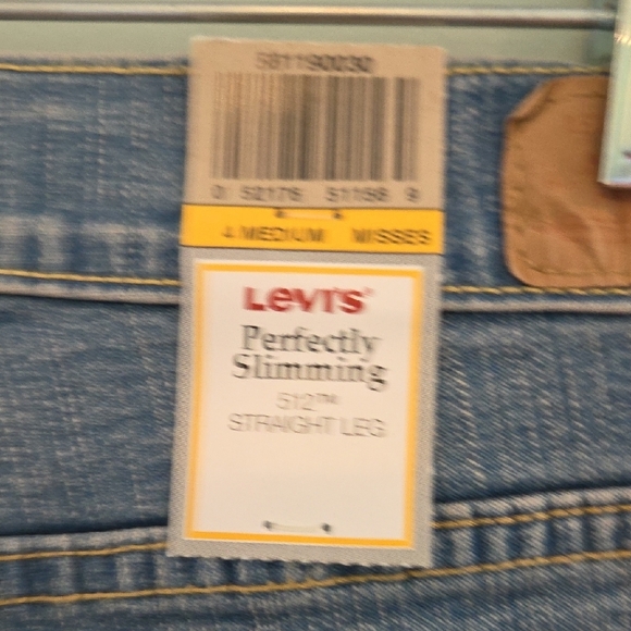 Levi's Perfectly Slimming Straight Leg 512 Jeans Size 4 Medium New With Tags - Picture 8 of 14